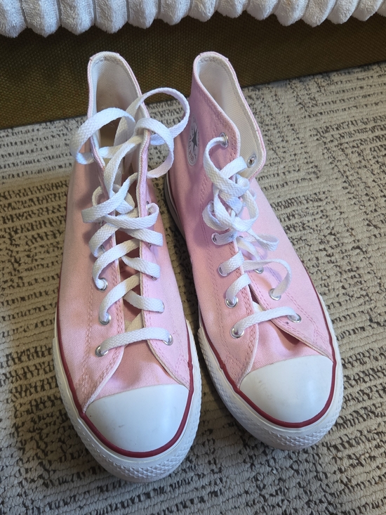 Converse Shoes - Brand New High-Top Converse